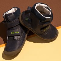 Gyerek csizma, bakancs